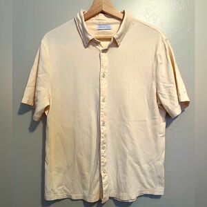 Geoffrey Beene Men's Soft Yellow Casual Button Down Shirt